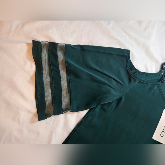 NWT Jouica Womens Green Short Sleeve Adjustable Strap Blouse Size Small - Picture 3 of 13